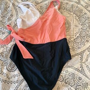 NWOT Cupshe bathingsuit